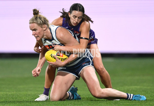 AFLW 2024 Round 06 - Geelong v Fremantle - A-54491398
