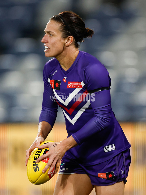 AFLW 2024 Round 06 - Geelong v Fremantle - A-54491399
