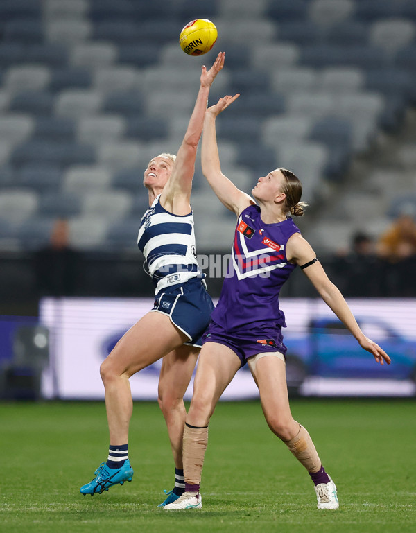 AFLW 2024 Round 06 - Geelong v Fremantle - A-54491400