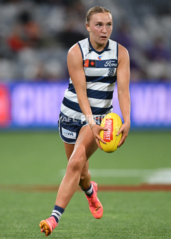 AFLW 2024 Round 06 - Geelong v Fremantle - A-54491417