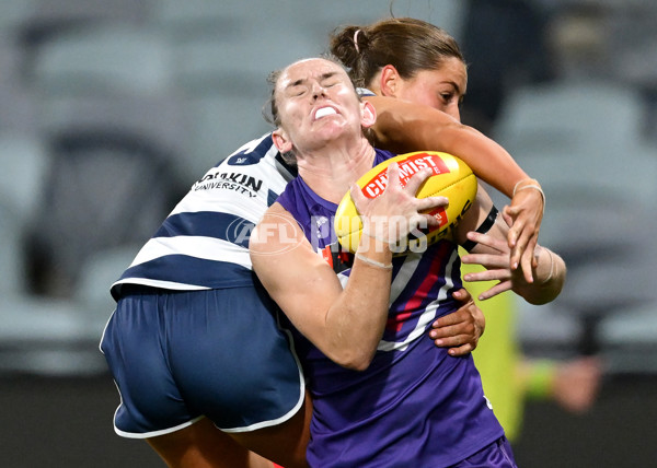 AFLW 2024 Round 06 - Geelong v Fremantle - A-54491743