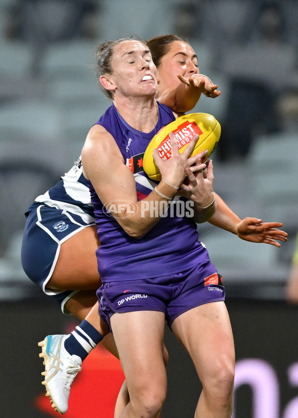 AFLW 2024 Round 06 - Geelong v Fremantle - A-54491745