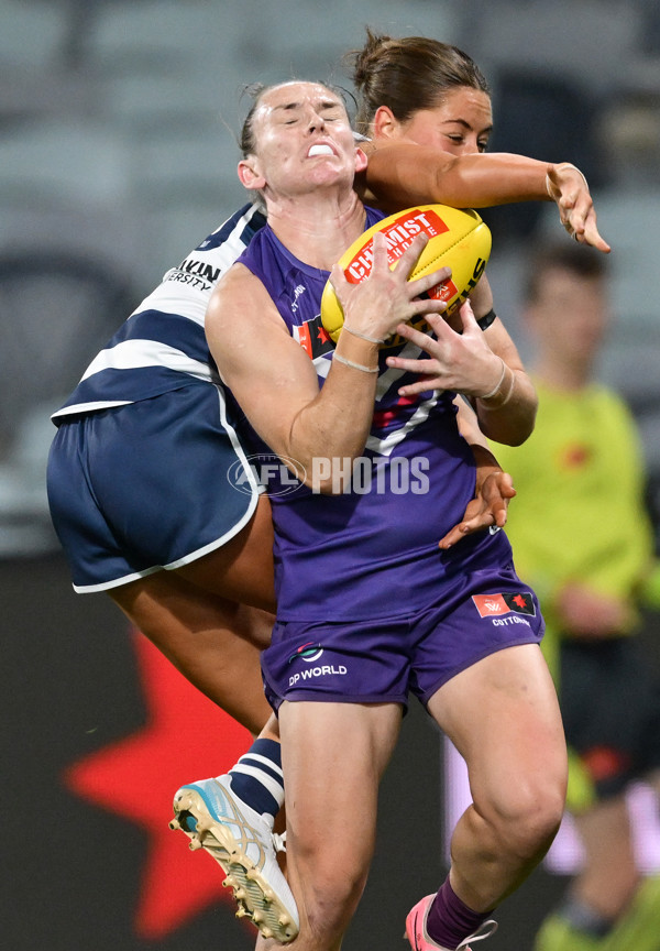 AFLW 2024 Round 06 - Geelong v Fremantle - A-54491746