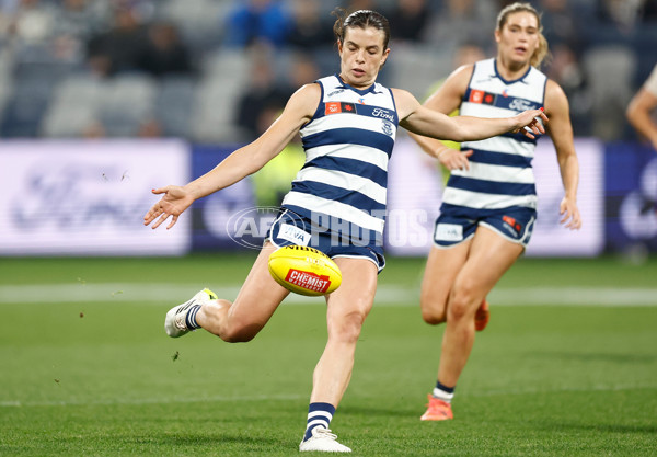 AFLW 2024 Round 06 - Geelong v Fremantle - A-54491767