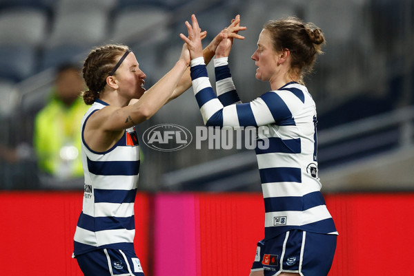 AFLW 2024 Round 06 - Geelong v Fremantle - A-54491770