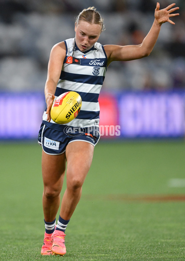 AFLW 2024 Round 06 - Geelong v Fremantle - A-54491792
