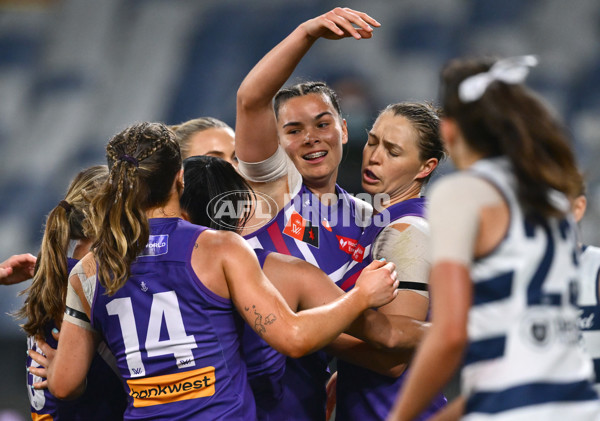AFLW 2024 Round 06 - Geelong v Fremantle - A-54493863
