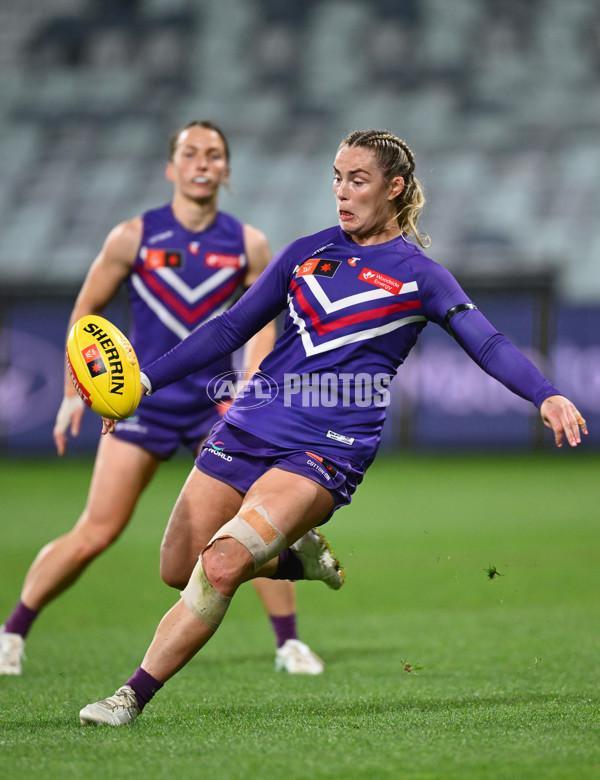 AFLW 2024 Round 06 - Geelong v Fremantle - A-54494607