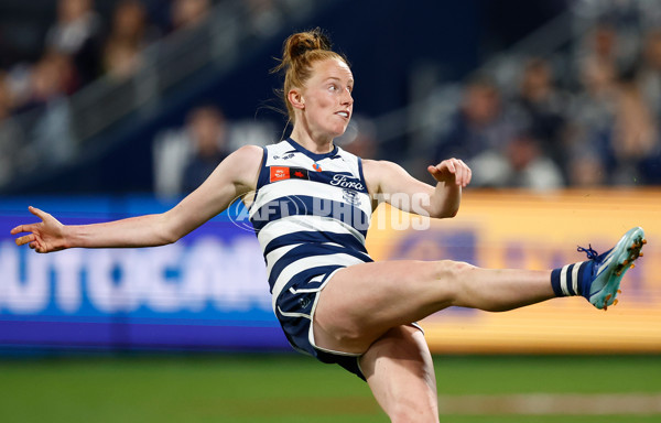 AFLW 2024 Round 06 - Geelong v Fremantle - A-54496672