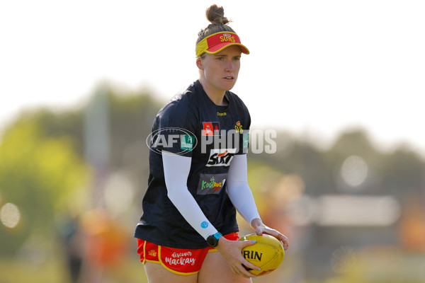 AFLW 2024 Round 06 - Hawthorn v Gold Coast - A-54551599