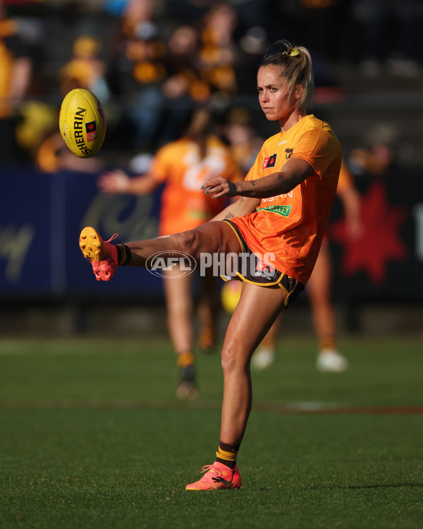 AFLW 2024 Round 06 - Hawthorn v Gold Coast - A-54559661