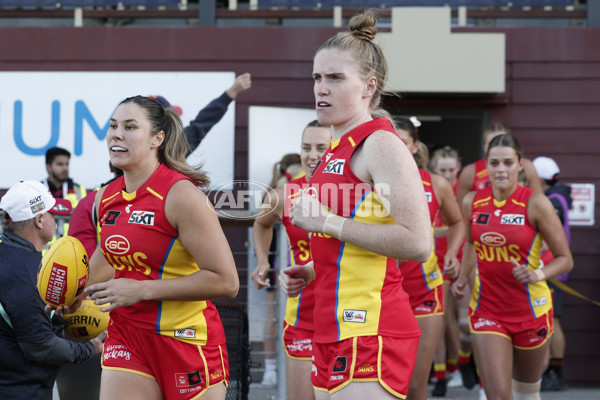 AFLW 2024 Round 06 - Hawthorn v Gold Coast - A-54568497