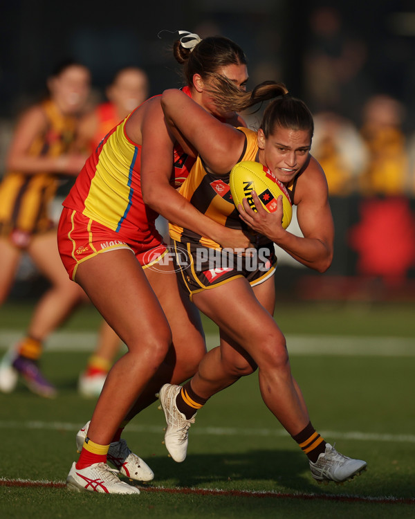 AFLW 2024 Round 06 - Hawthorn v Gold Coast - A-54568968