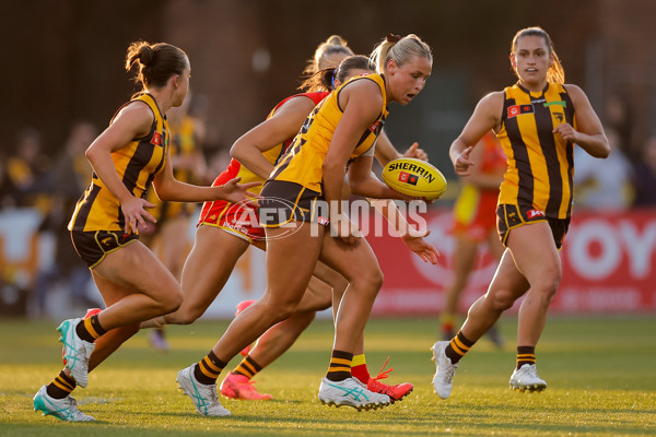 AFLW 2024 Round 06 - Hawthorn v Gold Coast - A-54575280
