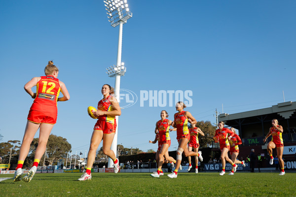 AFLW 2024 Round 06 - Hawthorn v Gold Coast - A-54575294
