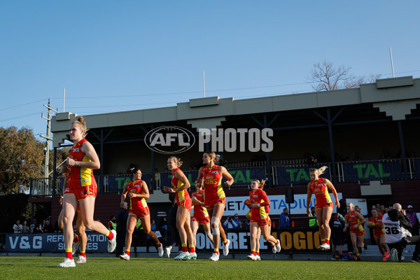 AFLW 2024 Round 06 - Hawthorn v Gold Coast - A-54575295