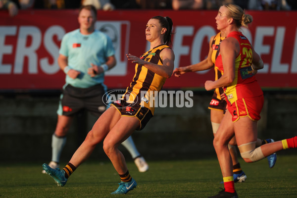 AFLW 2024 Round 06 - Hawthorn v Gold Coast - A-54575349