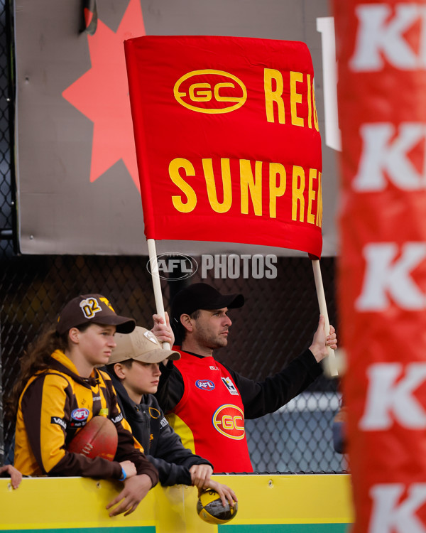 AFLW 2024 Round 06 - Hawthorn v Gold Coast - A-54583567