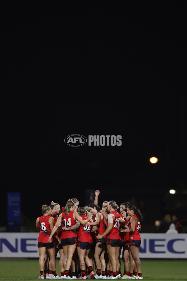 AFLW 2024 Round 06 - Essendon v Sydney - A-54604079