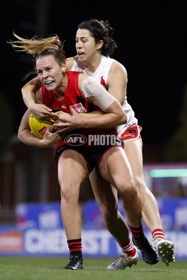 AFLW 2024 Round 06 - Essendon v Sydney - A-54616876