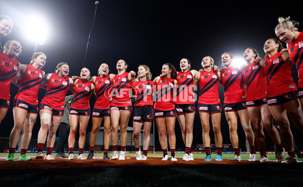 AFLW 2024 Round 06 - Essendon v Sydney - A-54616916