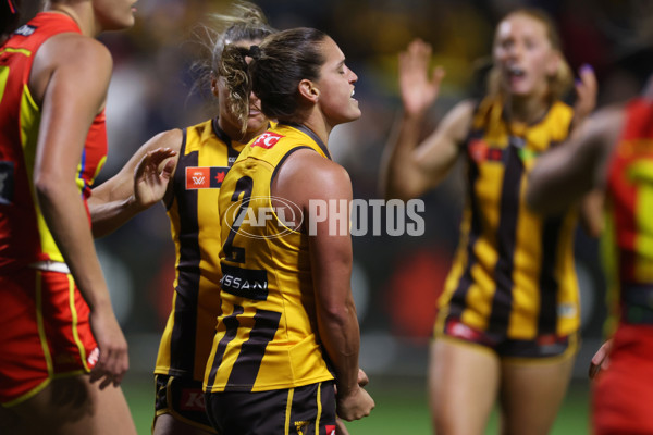AFLW 2024 Round 06 - Hawthorn v Gold Coast - A-54616938