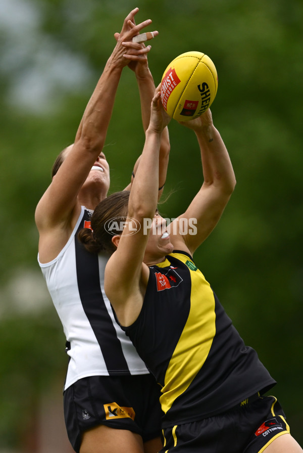 AFLW 2024 Round 06 - Richmond v Collingwood - A-55098413