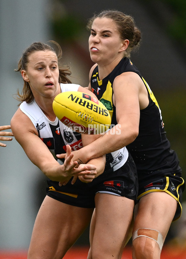 AFLW 2024 Round 06 - Richmond v Collingwood - A-55105958
