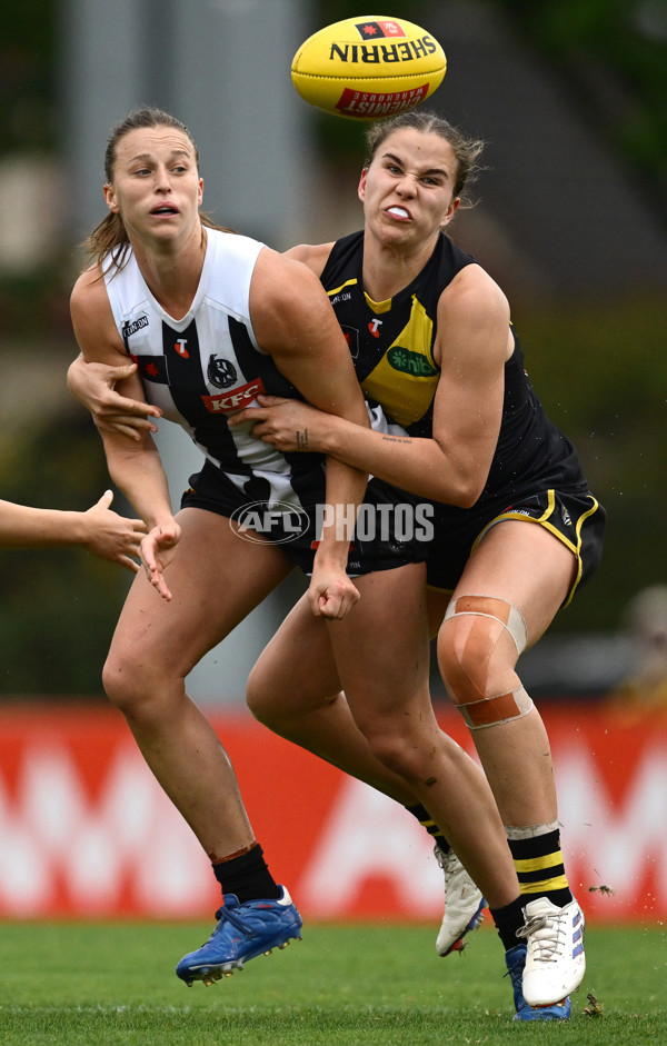 AFLW 2024 Round 06 - Richmond v Collingwood - A-55105959