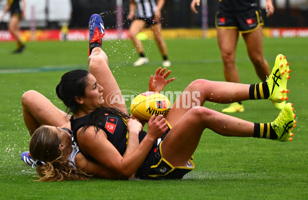 AFLW 2024 Round 06 - Richmond v Collingwood - A-55106001