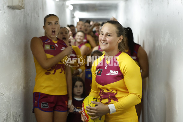 AFLW 2024 Round 06 - Carlton v Brisbane - A-55108925