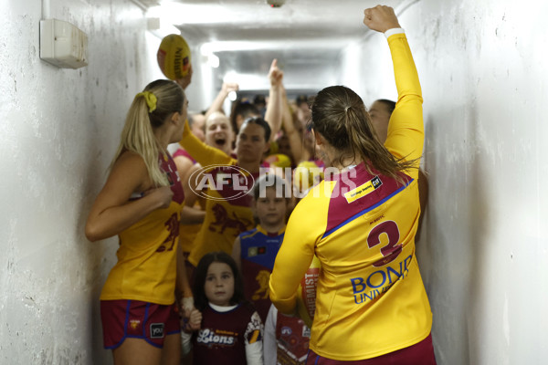 AFLW 2024 Round 06 - Carlton v Brisbane - A-55109798