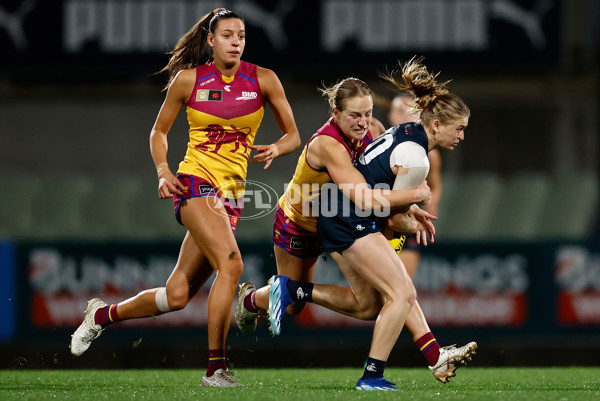 AFLW 2024 Round 06 - Carlton v Brisbane - A-55111586