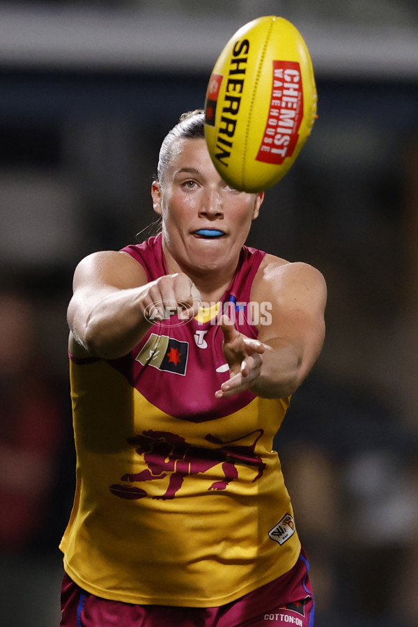 AFLW 2024 Round 06 - Carlton v Brisbane - A-55111607