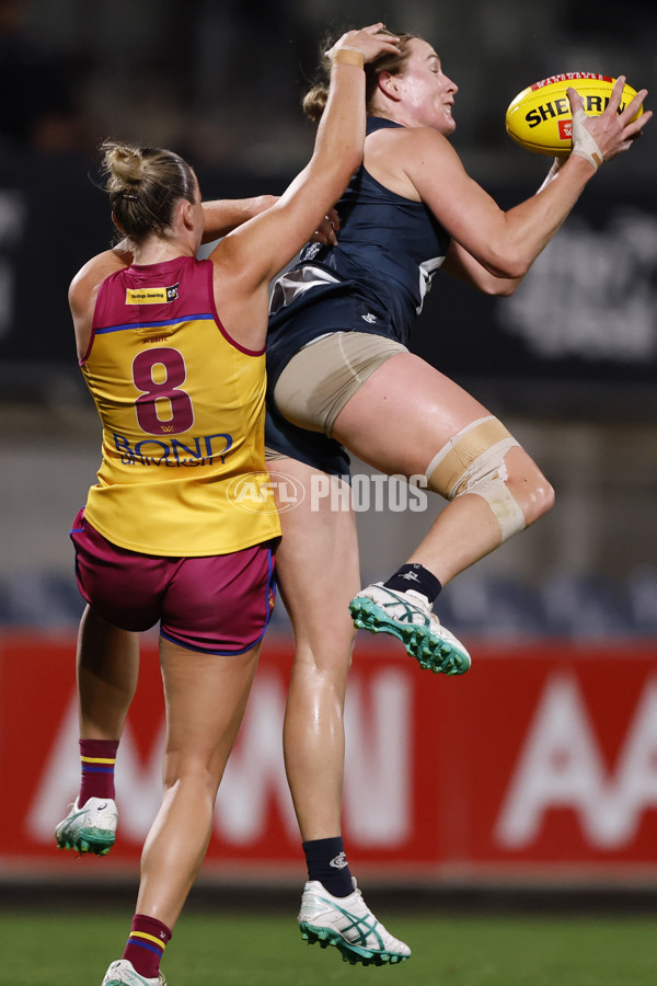AFLW 2024 Round 06 - Carlton v Brisbane - A-55112284