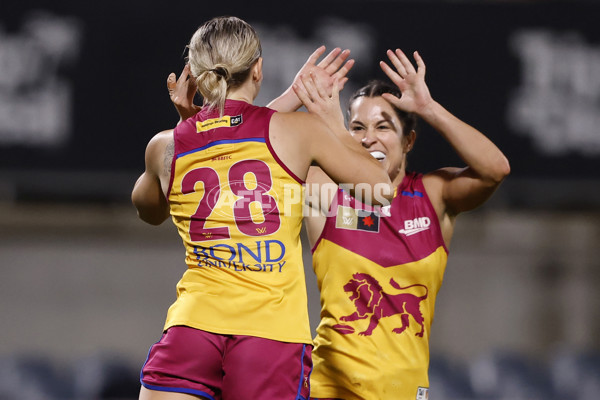 AFLW 2024 Round 06 - Carlton v Brisbane - A-55114498