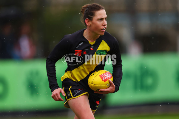 AFLW 2024 Round 06 - Richmond v Collingwood - A-55114552