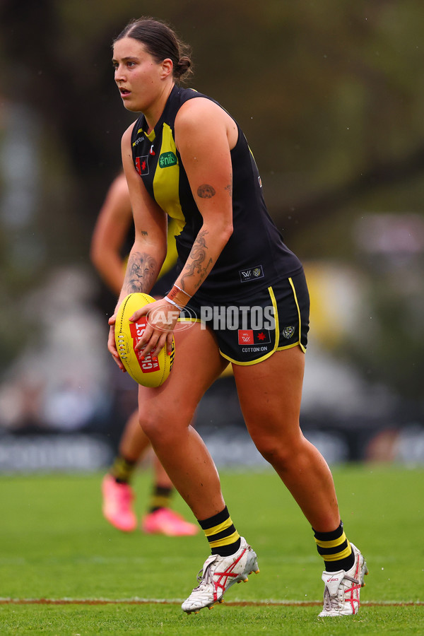 AFLW 2024 Round 06 - Richmond v Collingwood - A-55114715