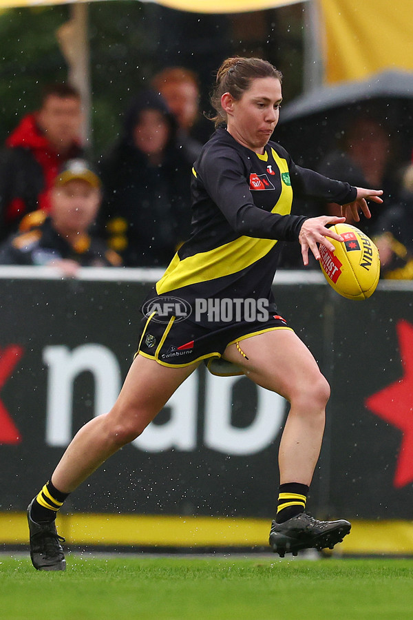 AFLW 2024 Round 06 - Richmond v Collingwood - A-55114753