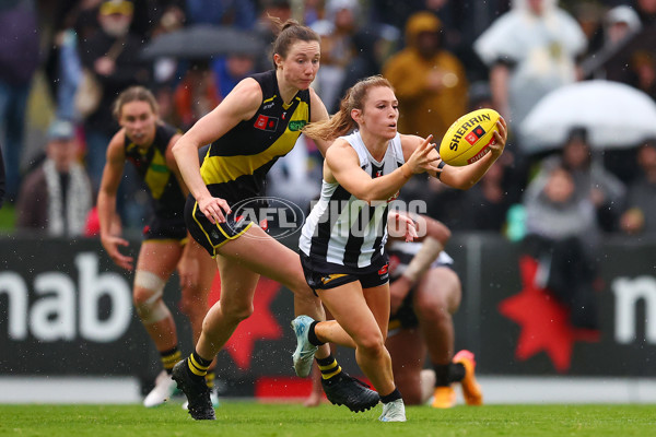 AFLW 2024 Round 06 - Richmond v Collingwood - A-55114754