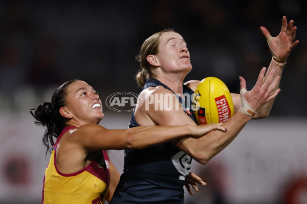 AFLW 2024 Round 06 - Carlton v Brisbane - A-55114781