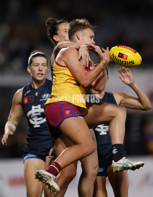 AFLW 2024 Round 06 - Carlton v Brisbane - A-55117349