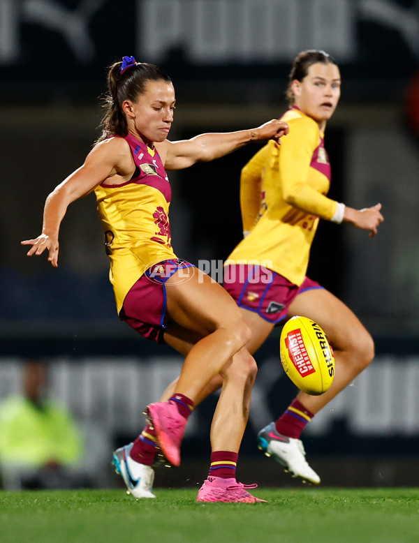 AFLW 2024 Round 06 - Carlton v Brisbane - A-55117717
