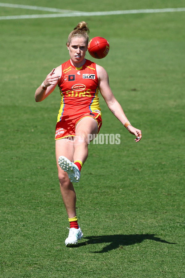 AFLW 2024 Round 06 - Gold Coast v Essendon - A-55126503