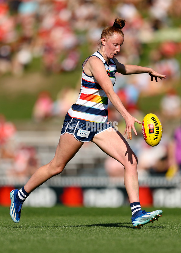AFLW 2024 Round 06 - Sydney v Geelong - A-55137058
