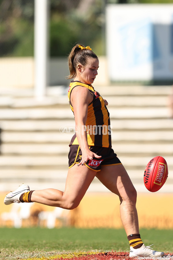 AFLW 2024 Round 06 - Fremantle v Hawthorn - A-55143560