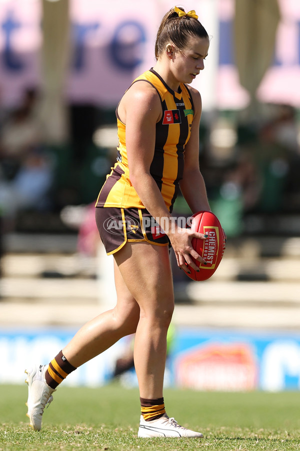 AFLW 2024 Round 06 - Fremantle v Hawthorn - A-55150396