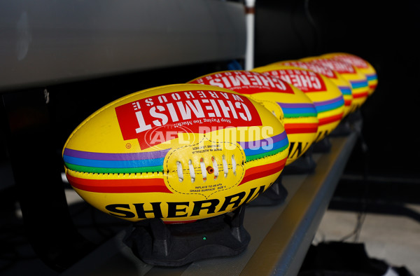 AFLW 2024 Round 07 - St Kilda v GWS - A-55205831