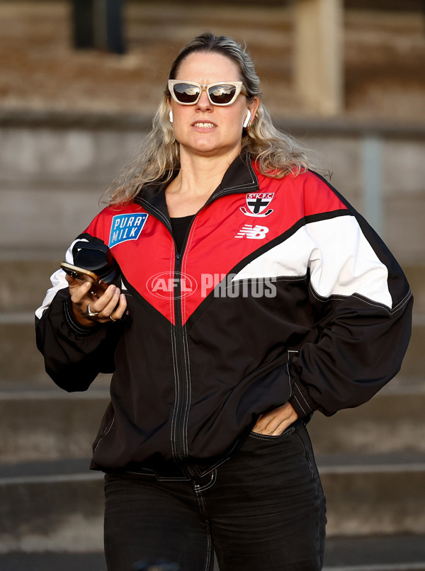 AFLW 2024 Round 07 - St Kilda v GWS - A-55207226