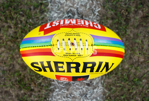 AFLW 2024 Round 07 - St Kilda v GWS - A-55208932